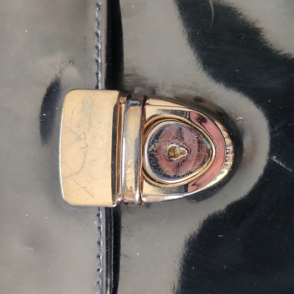 Vintage Patent Leather Handbag - Picture 5 of 5
